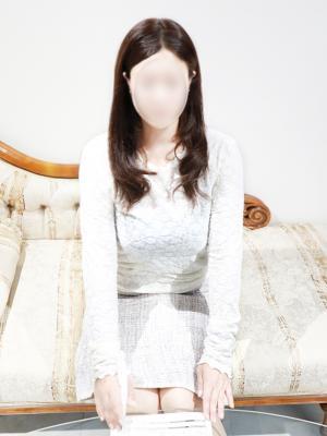 人妻セレブ宮殿 名古屋在籍　新井 鈴奈の写真